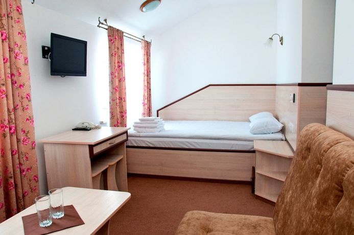 Imagen de la habitación del Hotel Versal Complex. Foto 15