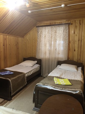 Imagen de la habitación del Hotel Versal, Dombay. Foto 2