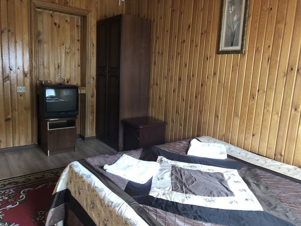 Imagen de la habitación del Hotel Versal, Dombay. Foto 4