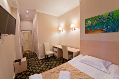 Imagen de la habitación del Hotel Versal. Foto 4