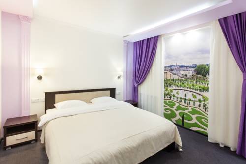 Imagen de la habitación del Hotel Versal, Mineralnye Vody. Foto 2