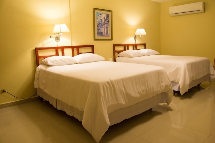 Imagen de la habitación del Hotel Versalles, Chitr&eacute;. Foto 4