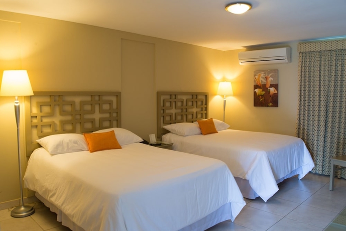Imagen de la habitación del Hotel Versalles, Chitr&eacute;. Foto 9