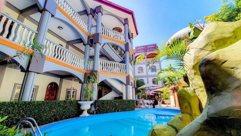 Imagen general del Hotel Versalles, La Ceiba. Foto 1