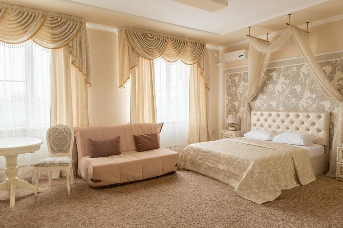 Imagen general del Hotel Versalles, Maykop. Foto 5