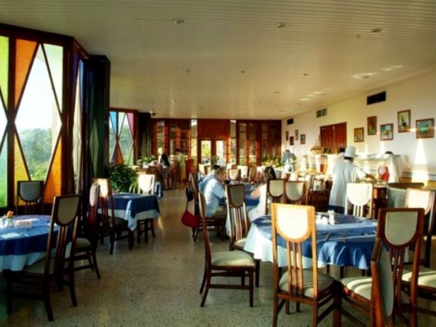 Imagen general del Hotel Versalles, Santiago de Cuba. Foto 2