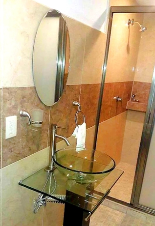 Imagen de la habitación del Hotel Versalles Suites, Canc&uacute;n Centro. Foto 7