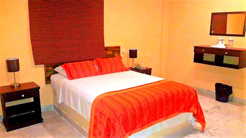 Imagen de la habitación del Hotel Versalles Suites, Canc&uacute;n Centro. Foto 9