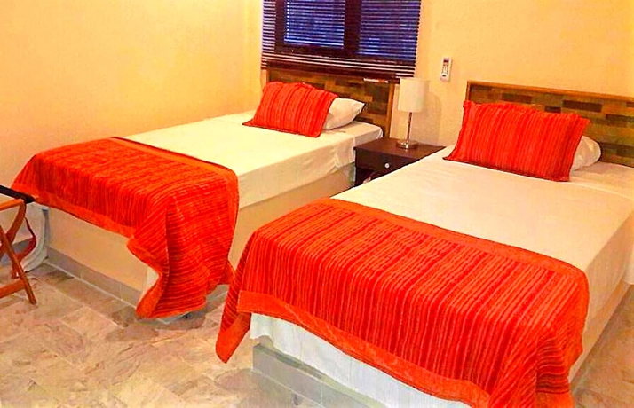 Imagen de la habitación del Hotel Versalles Suites, Canc&uacute;n Centro. Foto 12