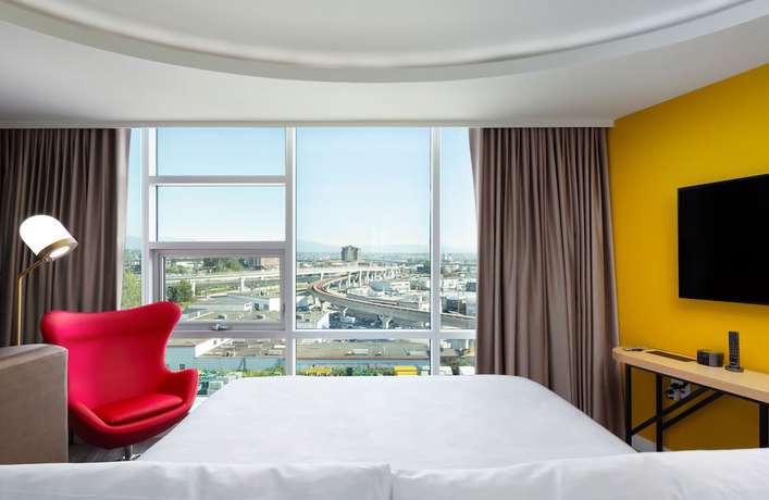 Imagen de la habitación del Hotel Versante. Foto 14