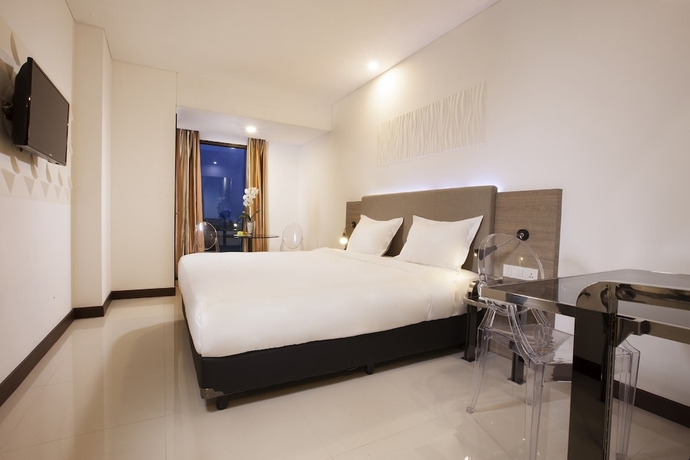 Imagen de la habitación del Hotel Verse Cirebon. Foto 4