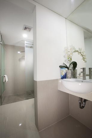 Imagen de la habitación del Hotel Verse Cirebon. Foto 9