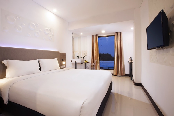 Imagen de la habitación del Hotel Verse Cirebon. Foto 10
