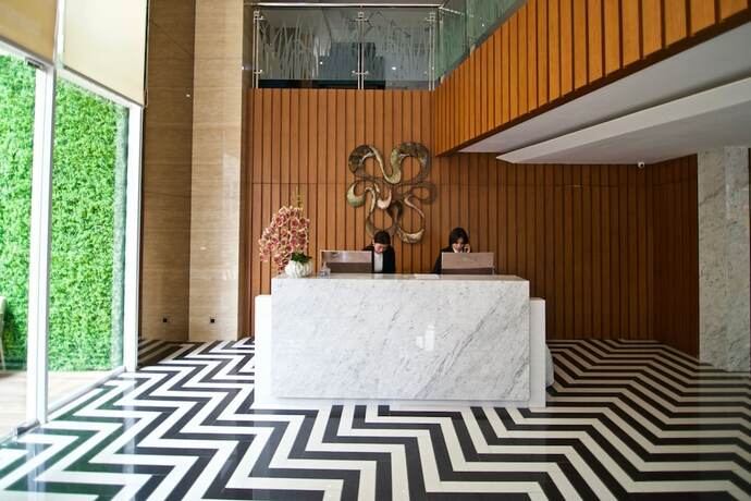 Imagen de los interiores del Hotel Verse Luxe Wahid Hasyim. Foto 20