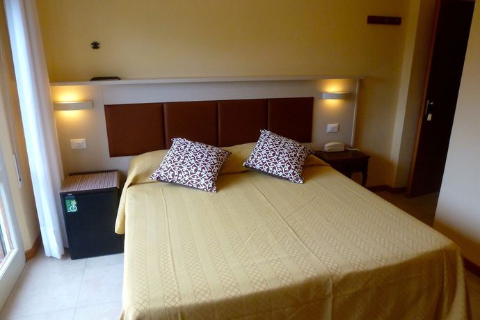 Imagen de la habitación del Hotel Versilia. Foto 10