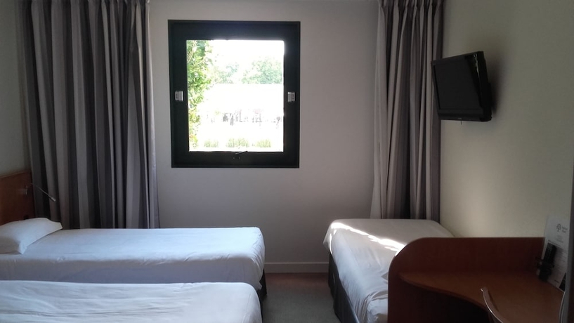 Imagen de la habitación del Hotel Vert. Foto 8