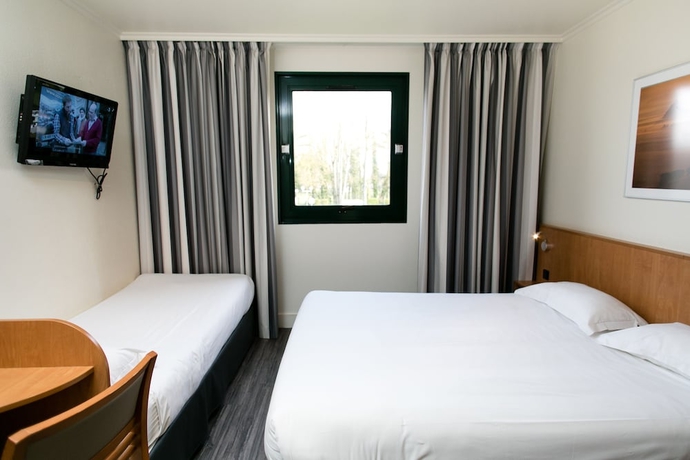 Imagen de la habitación del Hotel Vert. Foto 9