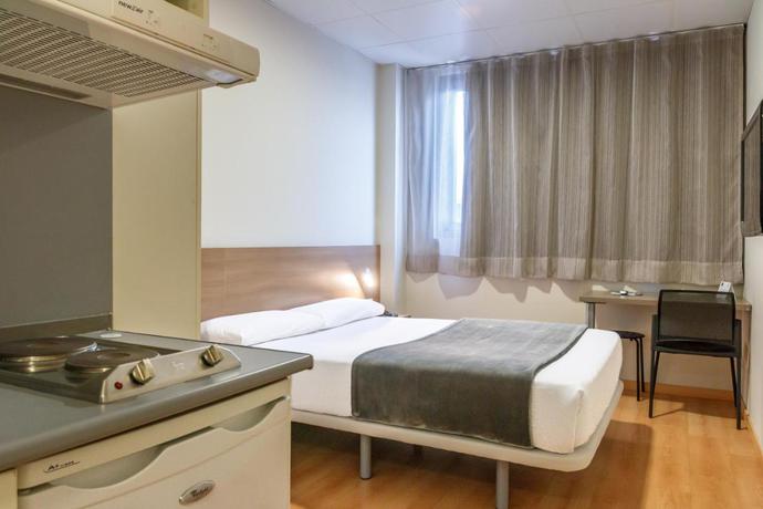 Imagen de la habitación del Hotel Vertice Roomspace Madrid. Foto 6