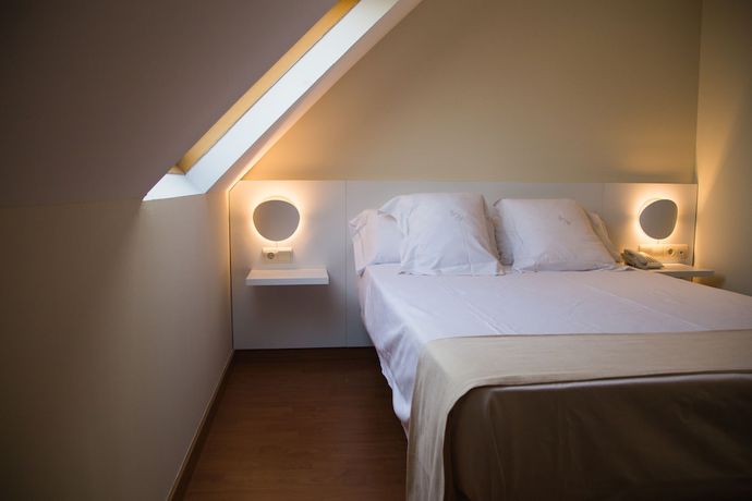 Imagen de la habitación del Hotel Vertice Sevilla. Foto 12