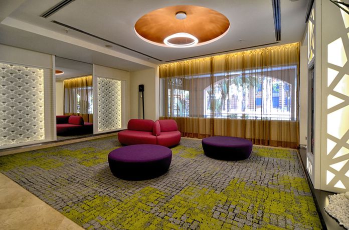 Imagen de los interiores del Hotel Vertice Sevilla. Foto 19