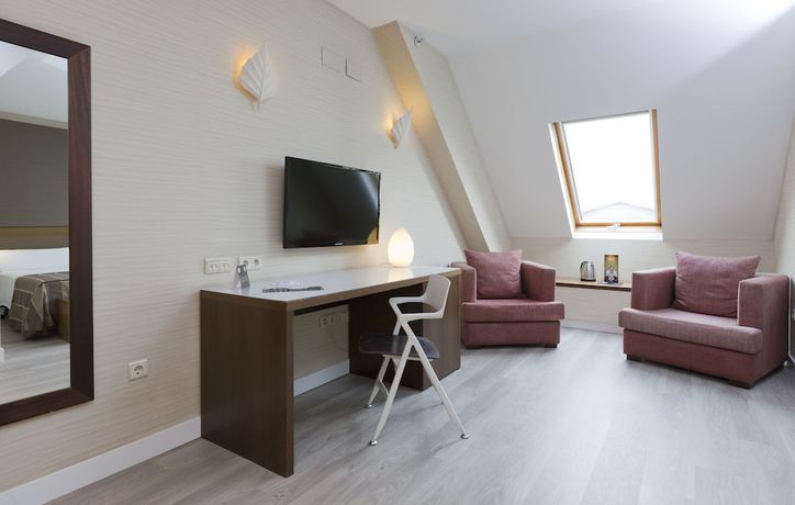 Imagen de la habitación del Hotel Vertice Sevilla. Foto 14