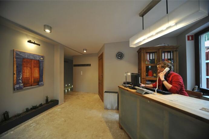 Imagen general del Hotel Vertigo Narie. Foto 2