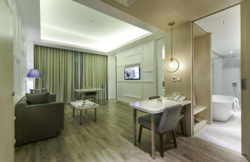 Imagen de la habitación del Hotel Vertu Harmoni Jakarta. Foto 5