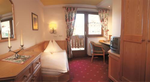 Imagen de la habitación del Hotel Verwöhnhotel Berghof. Foto 11