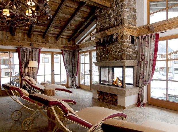 Imagen de la piscina del Hotel Verwöhnhotel Kristall. Foto 13