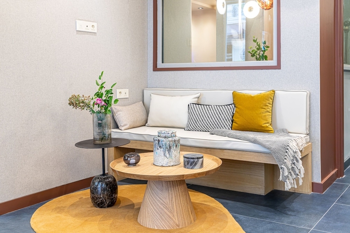 Imagen de los interiores del Hotel Veryste. Foto 19