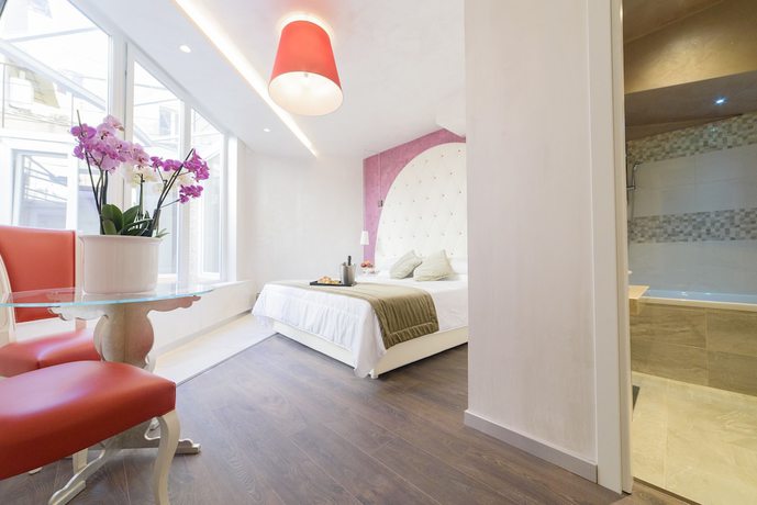 Imagen de la habitación del Hotel Vespasiano. Foto 5