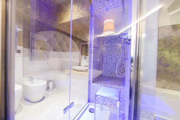 Imagen de la habitación del Hotel Vespasiano. Foto 12