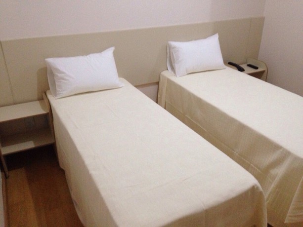 Imagen de la habitación del Hotel Vespasiano, Tel&ecirc;maco Borba. Foto 9