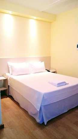 Imagen de la habitación del Hotel Vespasiano, Tel&ecirc;maco Borba. Foto 12