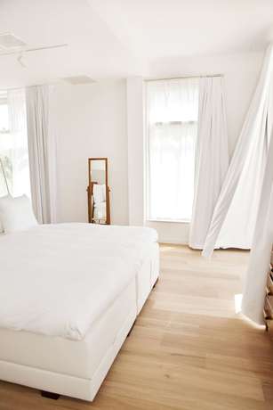 Imagen de la habitación del Hotel Vesper. Foto 15