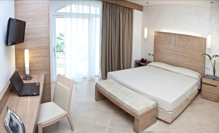 Imagen de la habitación del Hotel Vespucci. Foto 6