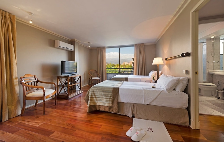 Imagen de la habitación del Hotel Vespucci Suites. Foto 4