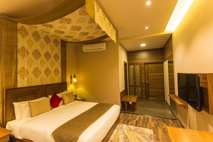 Imagen de la habitación del Hotel Vesta Bikaner Palace. Foto 5