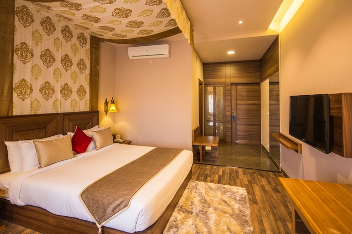 Imagen de la habitación del Hotel Vesta Bikaner Palace. Foto 7