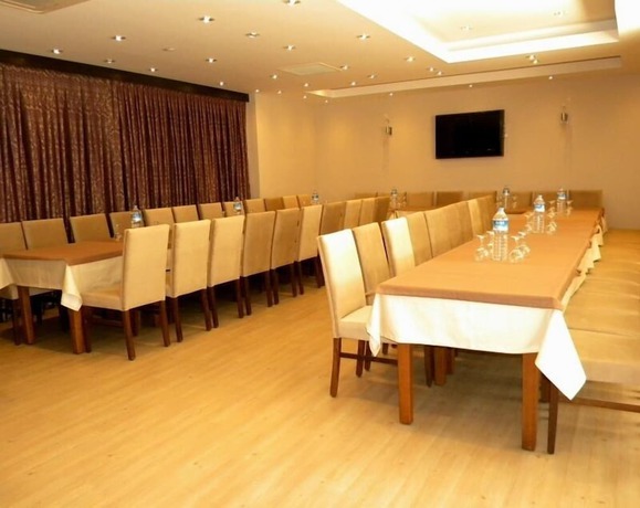 Imagen de los interiores del Hotel Vesta Fuar. Foto 14
