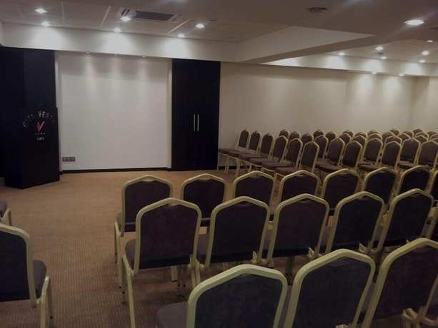 Imagen de los interiores del Hotel Vesta Fuar. Foto 15