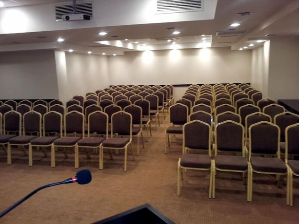 Imagen de los interiores del Hotel Vesta Fuar. Foto 17