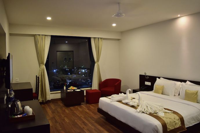 Imagen de la habitación del Hotel Vesta Grand Central Udaipur. Foto 2
