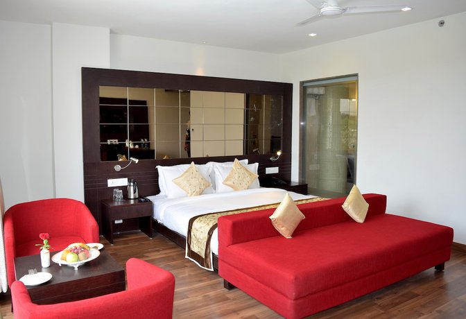 Imagen de la habitación del Hotel Vesta Grand Central Udaipur. Foto 6