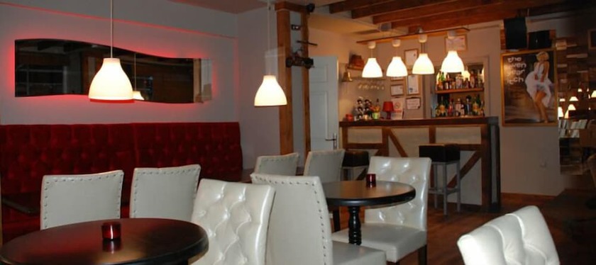 Imagen del bar/restaurante del Hotel Vesta Liman. Foto 6
