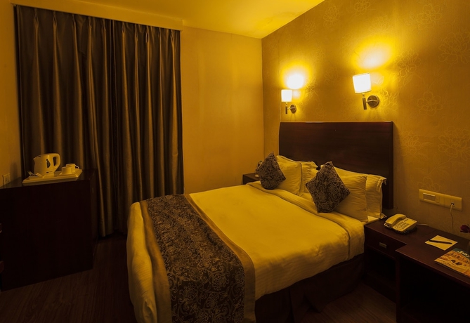Imagen de la habitación del Hotel Vesta Maurya Palace. Foto 9