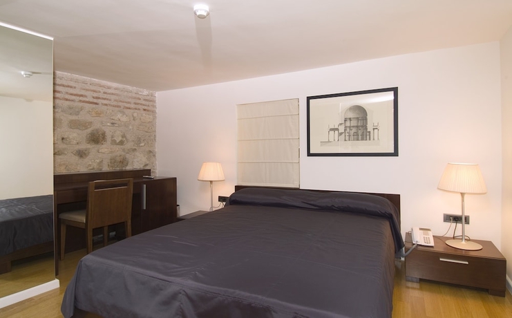 Imagen de la habitación del Hotel Vestibul Palace. Foto 6