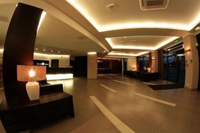 Imagen de los interiores del Hotel Vestil. Foto 20
