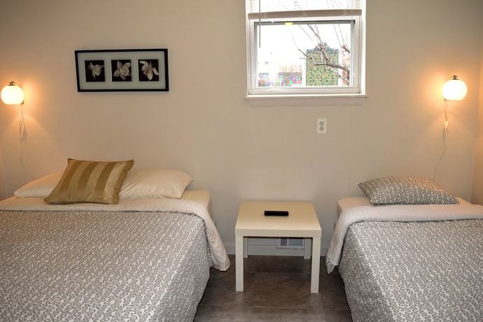 Imagen de la habitación del Hotel Veterans Park. Foto 5