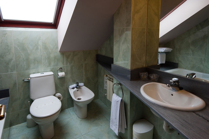 Imagen de la habitación del Hotel Vetusta. Foto 11